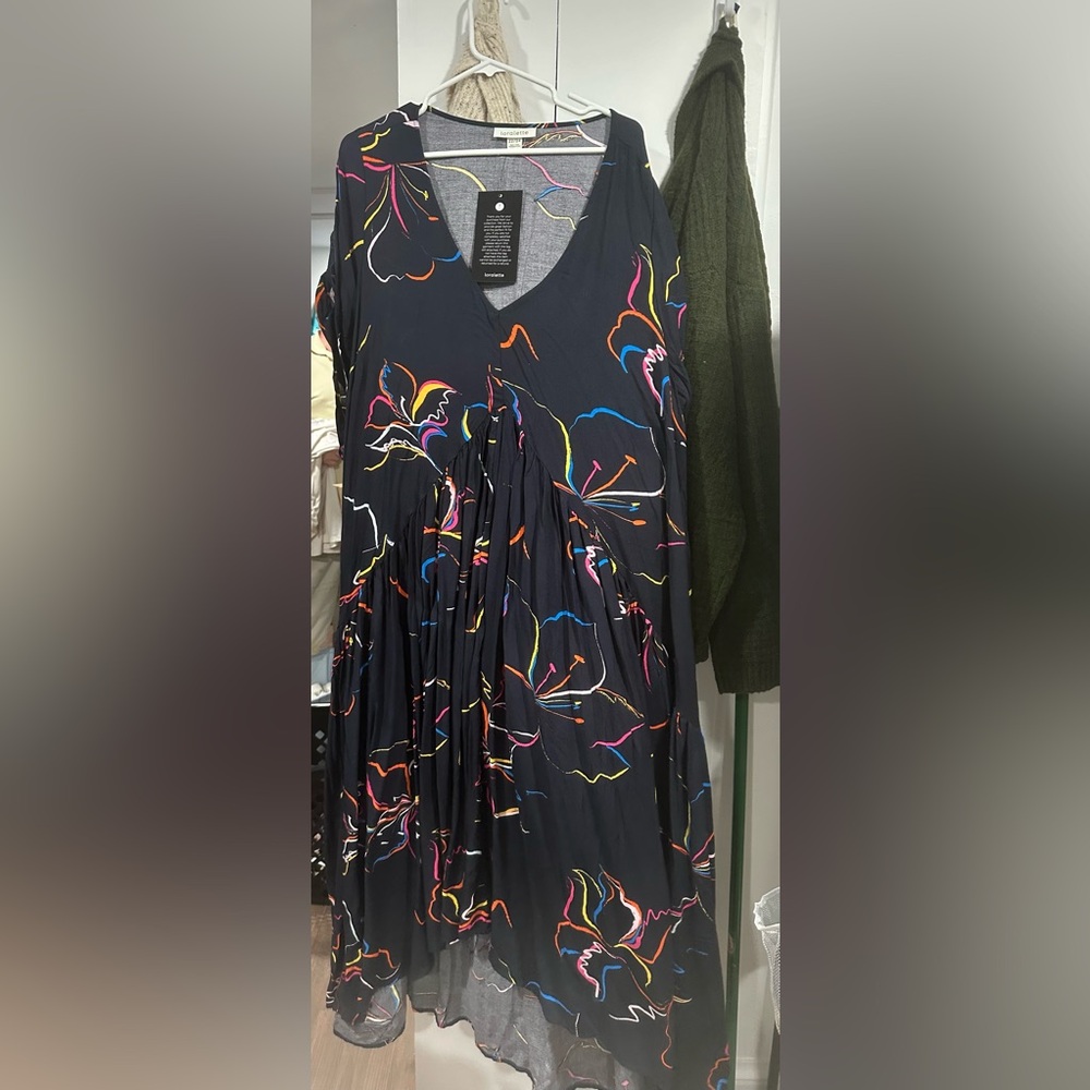 Loralette brand flowy flowered dress Sz 22/24 NWT